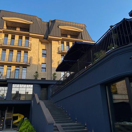 Ridge Apartments Chernivtsi Bagian luar foto