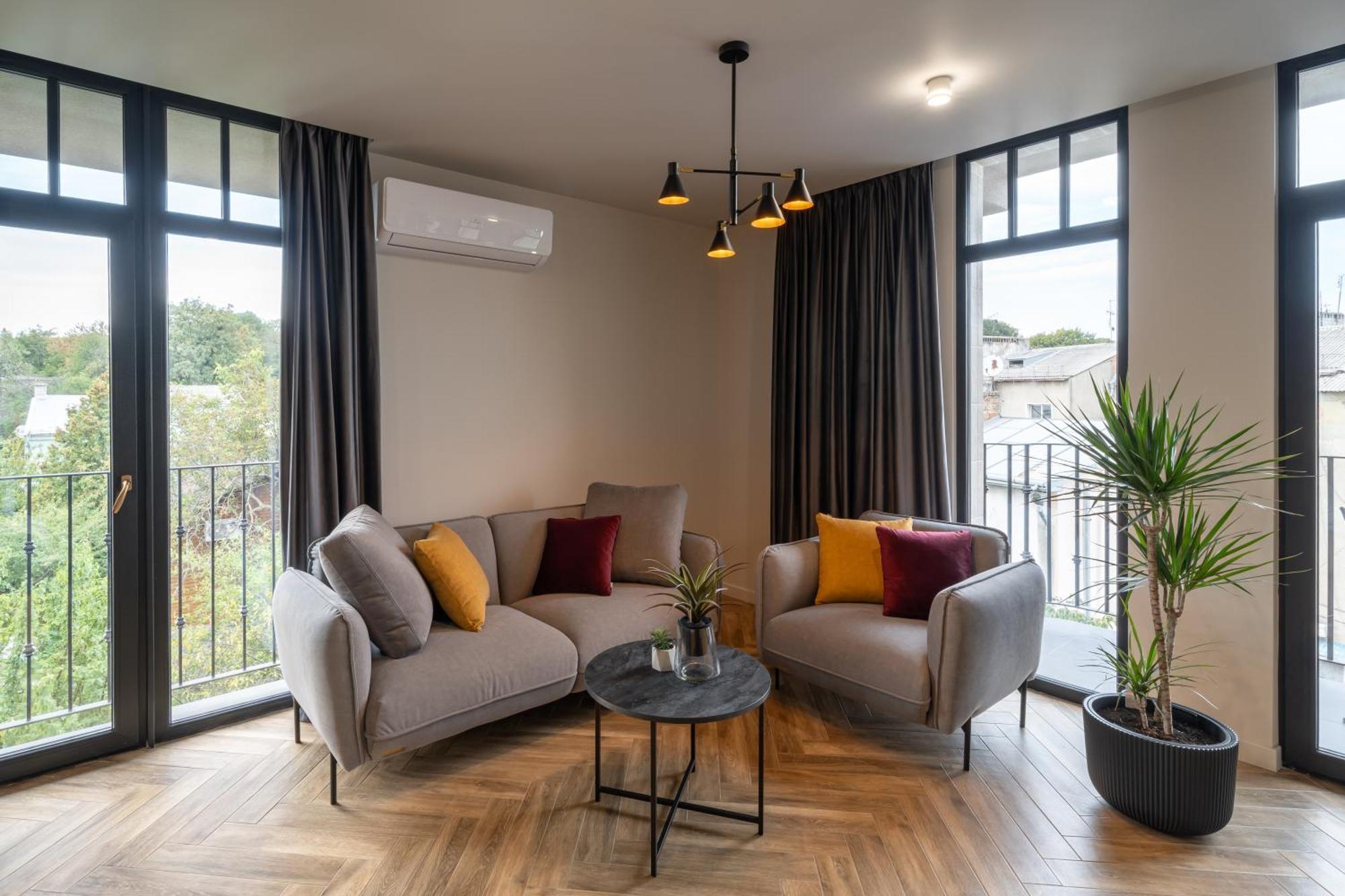 Ridge Apartments Chernivtsi Bagian luar foto