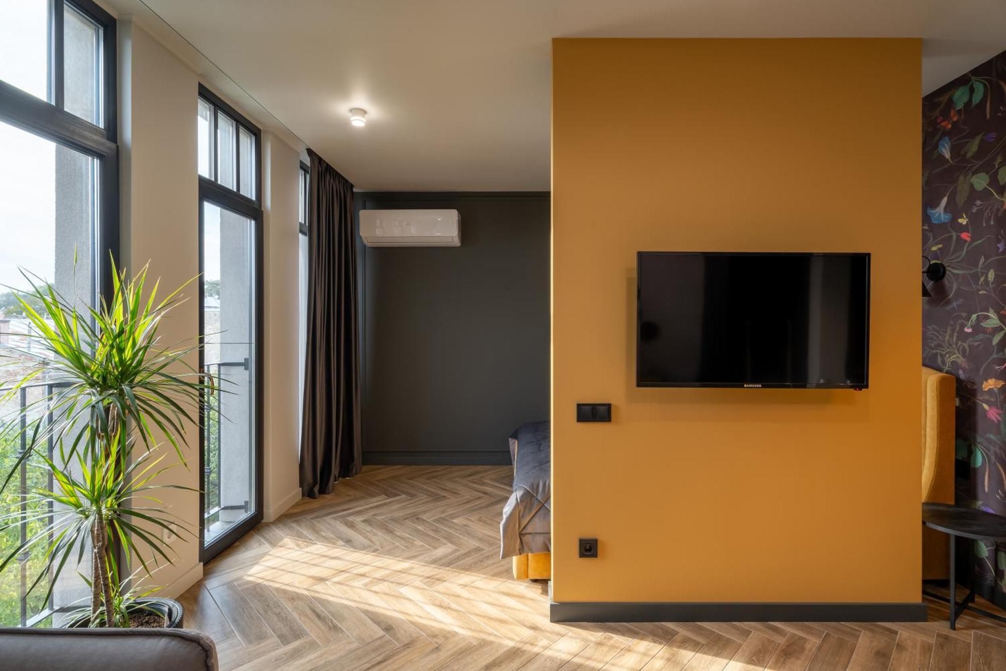Ridge Apartments Chernivtsi Bagian luar foto